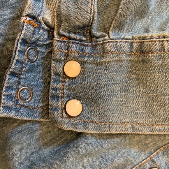Gap Lightweight Jean Jacket XL - Picture 3 of 6